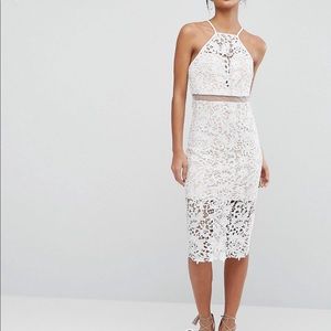Love triangle Lace midi dress with high neck